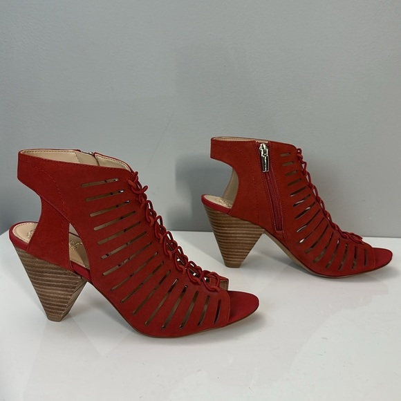 Vince Camuto Evalan Lace-Up Leather Heels Size 8.5 - Picture 2 of 16